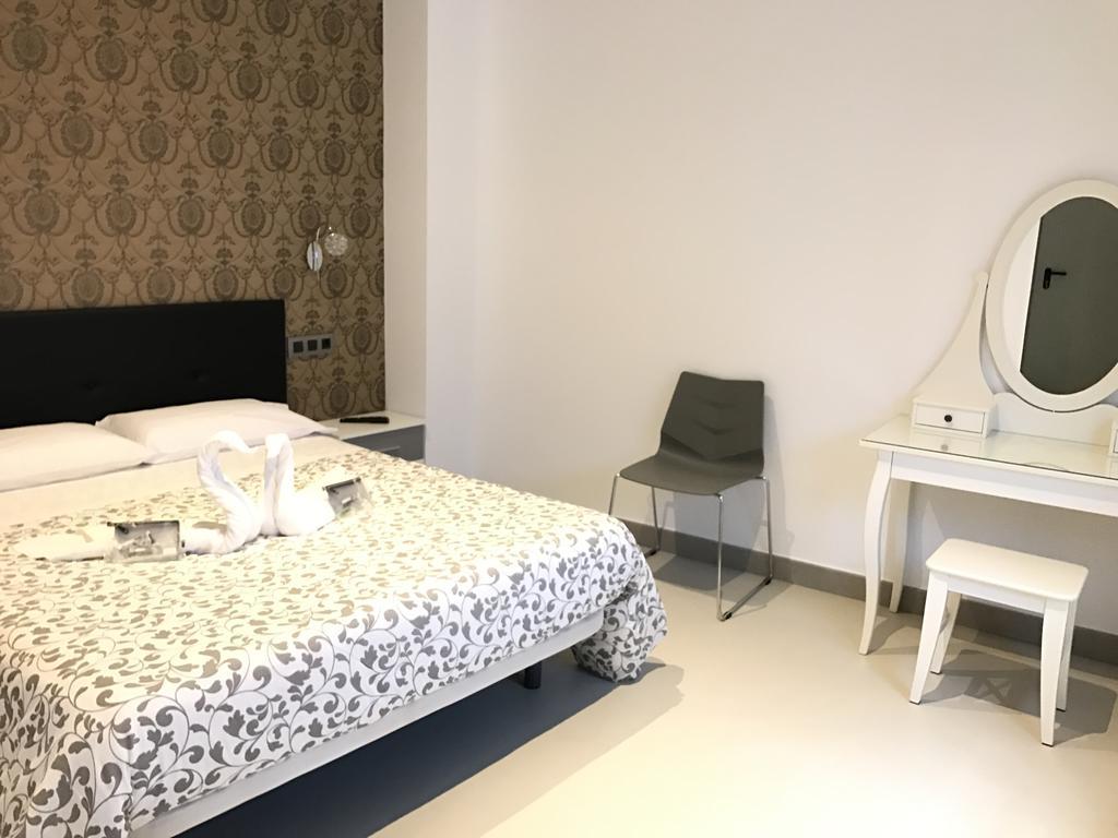 Pension Las Setas Sevilla Exteriör bild